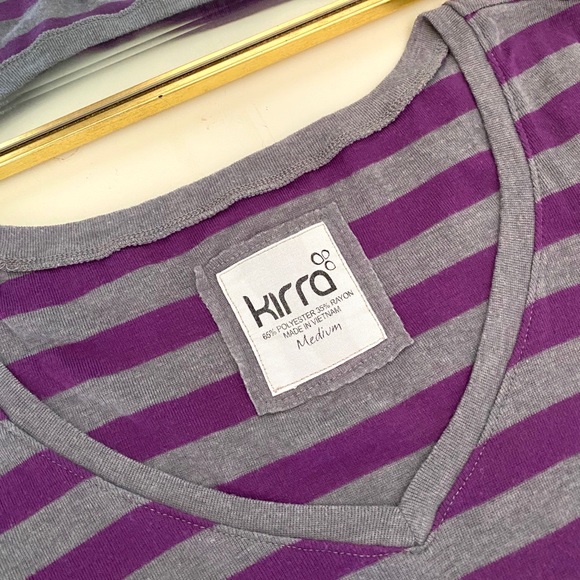 Purple & gray striped top - Picture 4 of 4